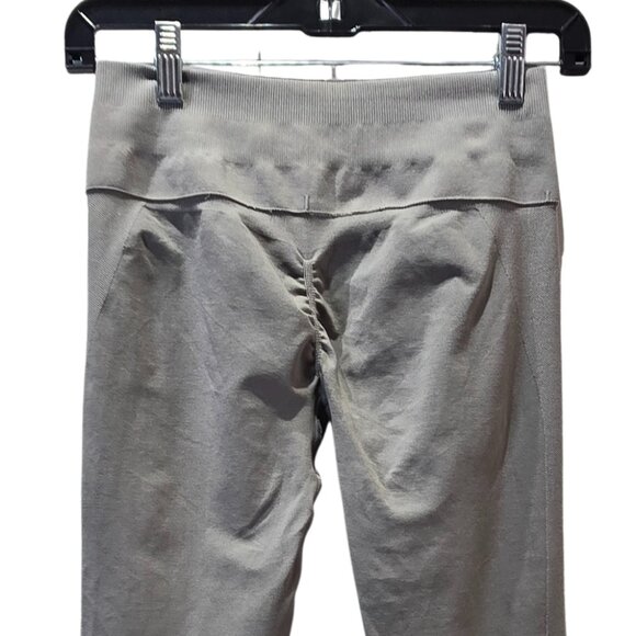 NWOT | Gray Seamless High Waisted Scrunch Butt Lifting Workout Leggings | Small - Picture 3 of 4
